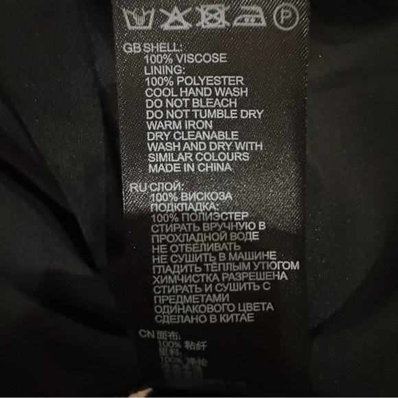 Reiss Julia NWT Black Zigzag Print Plunge Mini Dress Size 4‎ - Picture 15 of 16